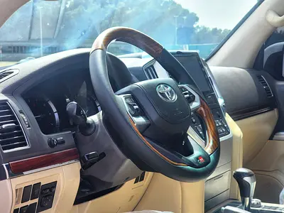 2016 Toyota LAND CRUISER — фото 12