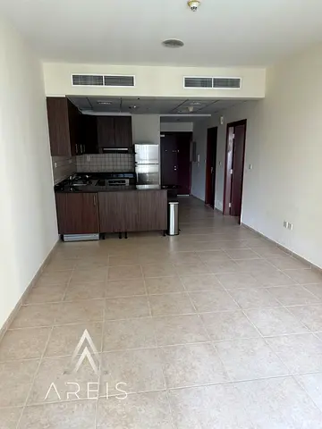 Spacious 1BHK with Balcony and Sea View