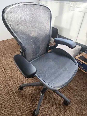 Remastered Version V2 Herman Miller Aeron Graphite Chair Fully Loaded Size B