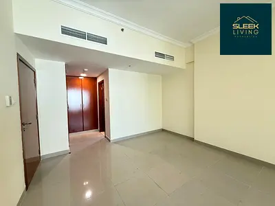 غرفة خادمة + مساحة تخزين | تصميم واسع | بدون مبرد