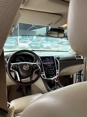 2015 Cadillac SRX — фото 9