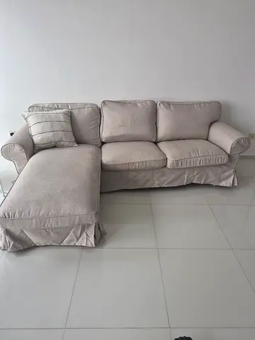 Expats furniture for sale, less than 1 year old.