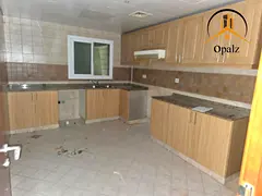 🏡 Huge 2BHK With Balcony | Chiller Free | Free Parking | Family Only 👨‍👩‍👧‍👦