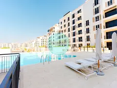 Waterfront Living l Luxurious Penthouse l Full Sea View