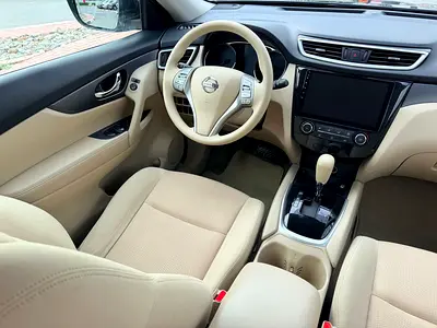 صورة 12 لـ 2016 Nissan X-TRAIL