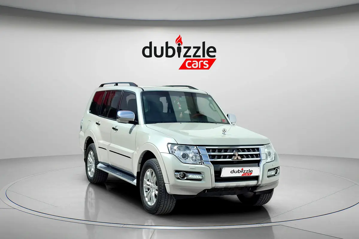 Mitsubishi Pajero 2020 — photo 1 of 14