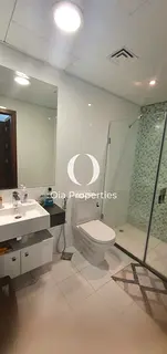 Modern 1BR | Generous Layout | Stunning City View