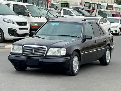 1995 Mercedes-BENZ E-CLASS 照片 2