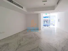 Cozy Fitted Shop| Chiller free I Vacant