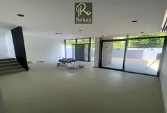 Spacious 3bedroom Th corner unit | first tenant | Smart home