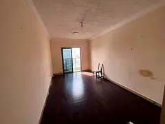 Two bedrooms and a living room at a special price. Central air conditioning. Family building. Regula