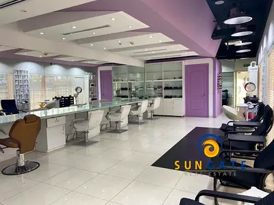 Fitted , Rented , Near to Metro