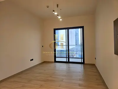 Spacious 2BR | Prime Location | Ready To Move