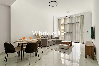 FULLY FURNISHED | BALCONY | NEW BUILDING