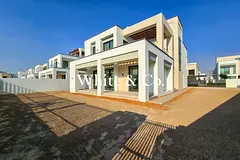 Corner | Large Plot | Family Living