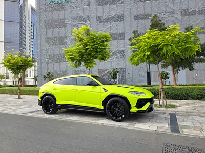 2023 Lambo Urus S / 2 years Service Contract / Perfect Condition