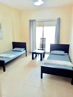 Executive Ladies bedspace available with all amenities in Karama