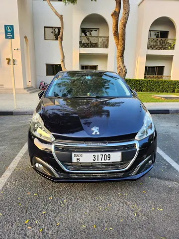 Low Mileage Peugeot 208. Lady Driven.