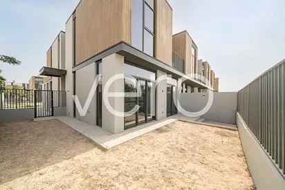 Motivated Seller | Large Plot | Pool Facing