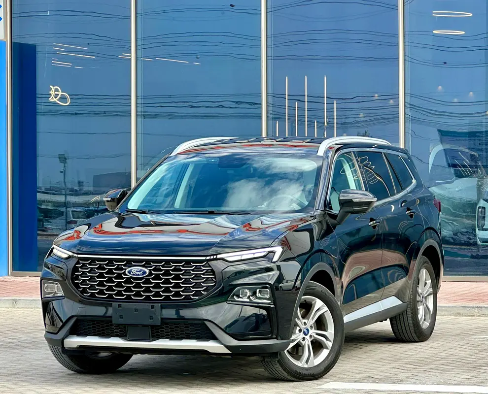 Ford Territory 2024 — photo 1 of 12