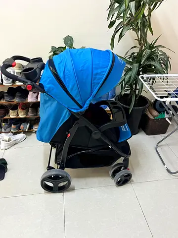 Brand new stroller (one time used)