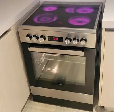 Beko brand 4 Rings Full Electric Ceramic Cooker Range Size 60cm