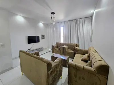 غرفة رئيسية اقتصادية في فيلا