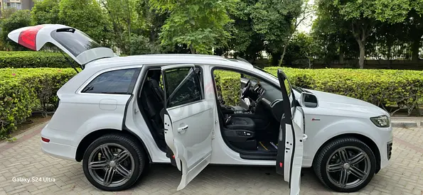 Audi Q7 SLINE GCC Specifications I 2016 Model | Premium 7-Seater SUV