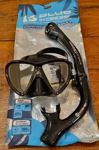 Cressi Adult Snorkeling Kit, Mask  Dry Snorkel