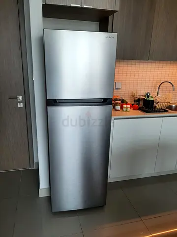 Hitachi brand fridge freezer Exellent condition