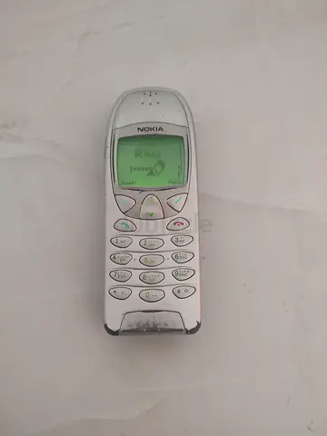 Nokia 6210