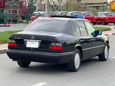 1995 Mercedes-BENZ E-CLASS 照片 4