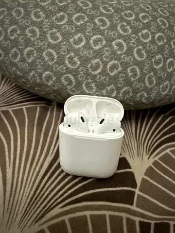 Apple AirPods Pro - Wireless Earbuds