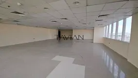 Expansive Size, Vacant, 1-4 Cheques, 2 Park Space