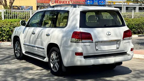 صورة 8 لـ 2013 Lexus LX-SERIES