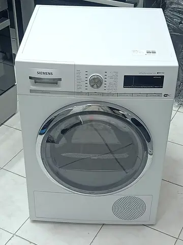 SIEMENS iQ700 Latest New Model Shelf Cleaning Condenser Dryer 9kg ,With WifiConn@ct