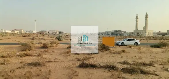 أرض تجارية للبيع في منطقة مزيرعة