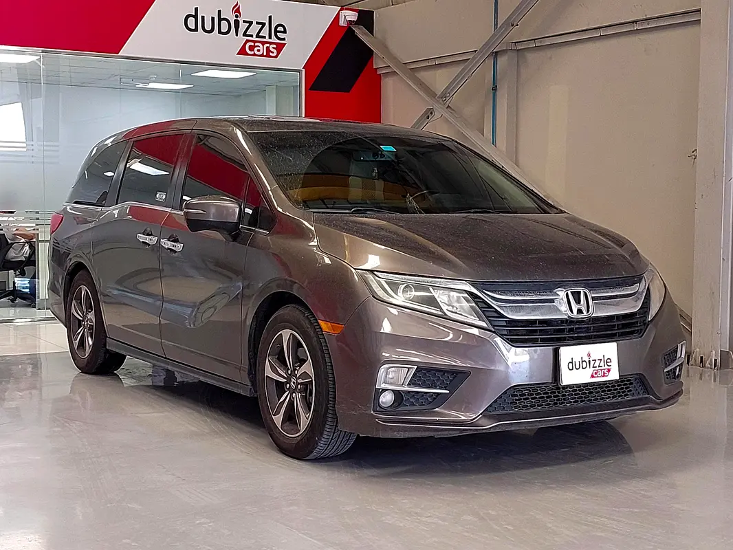 Honda Odyssey 2019 — photo 1 of 14