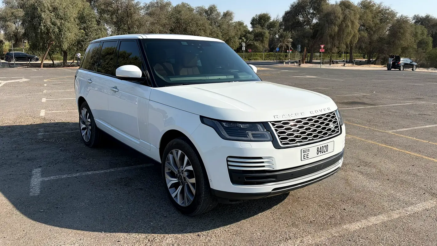 Land Rover Range Rover 2020 — photo 1 of 9