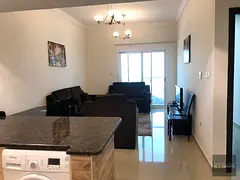 WELL MAINTAINED | BRIGHT UNIT | GOOD LOCATION