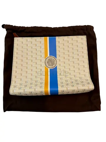 Authentic MOYNAT PARIS Leather clutch bag