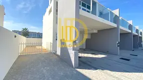 Vacant I L Shape Garden I Back to Back - Type RREM