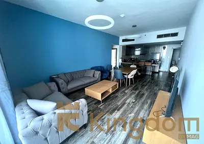 VACANT | VASTU | NEAR METRO | LAKE VIEW.