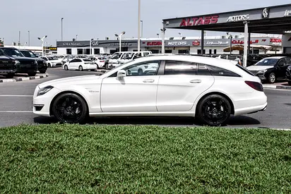 2013 - BENZ CLS63 AMG SHOOTING BRAKE - BRAND NEW CONDITION - ONLY 82,000 KM-3
