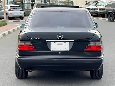 1995 Mercedes-BENZ E-CLASS 照片 6
