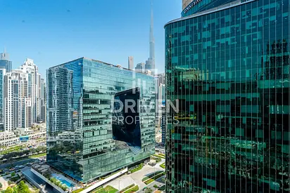 Burj Khalifa View | Bright Unit | Large Layout