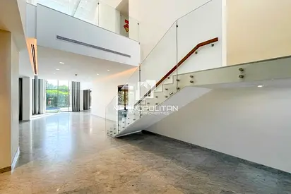 Vacant | Modern luxury | Private Pool | Phase 2