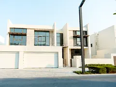 Vacant | Spacious | Elegant Layout