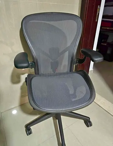 Remastered V2 Version Herman Miller Aeron Chair Fully Adjustable Size C