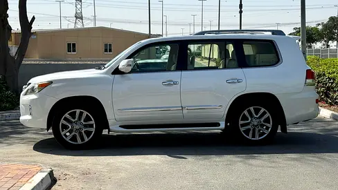 صورة 6 لـ 2013 Lexus LX-SERIES